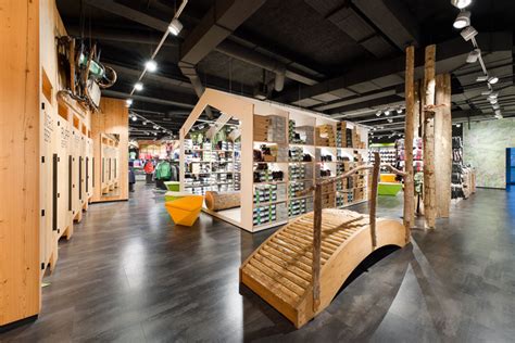 Öffnungszeiten sport luck oberhof